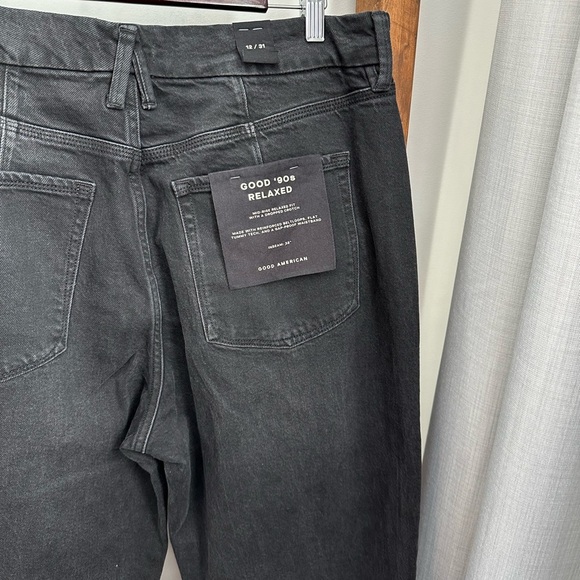 NWT Good American 90s Relaxed Mid Rise Jean - Picture 7 of 10